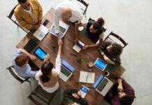 Business Communications Program Here! The Best 8 Communications Programs | My Education Compass